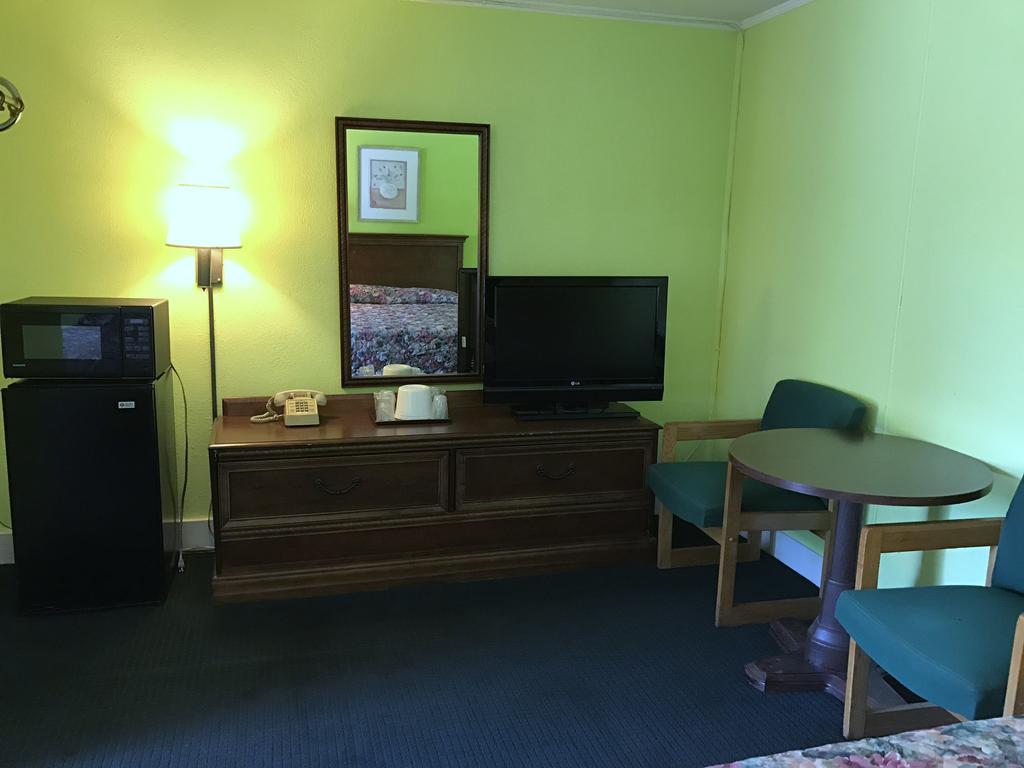 Economy Inn Danville Kültér fotó