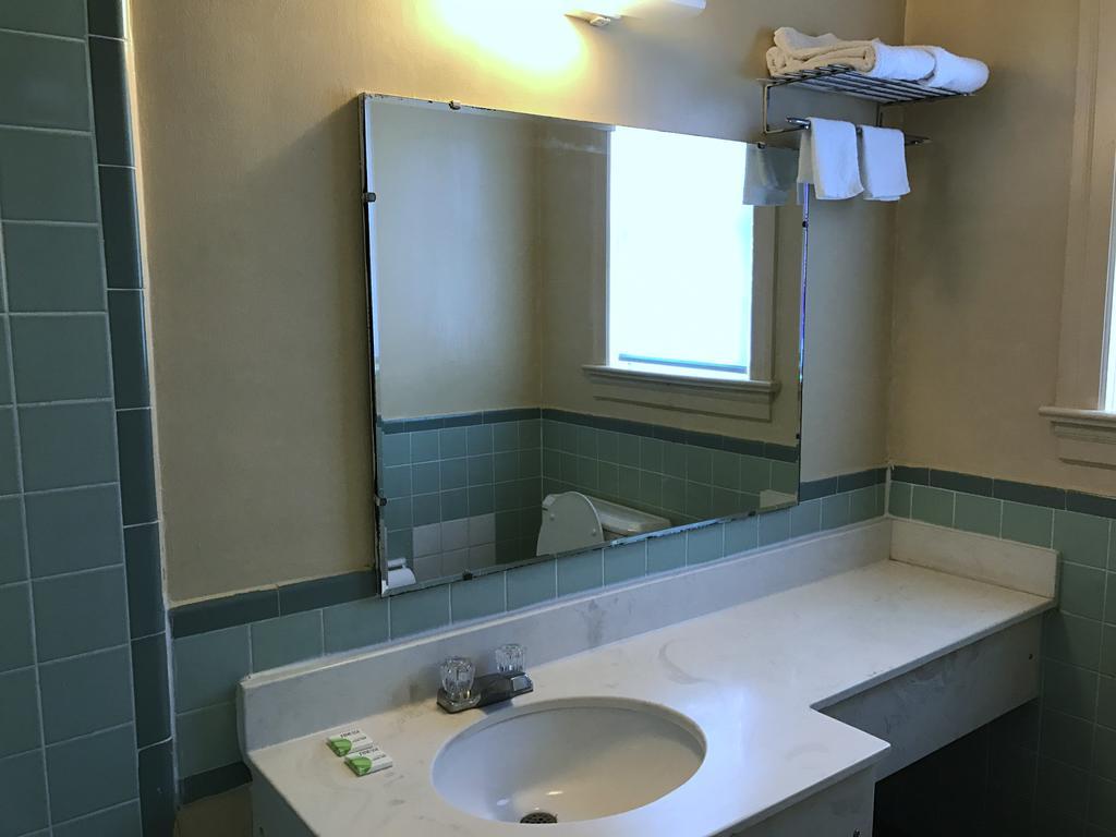 Economy Inn Danville Kültér fotó